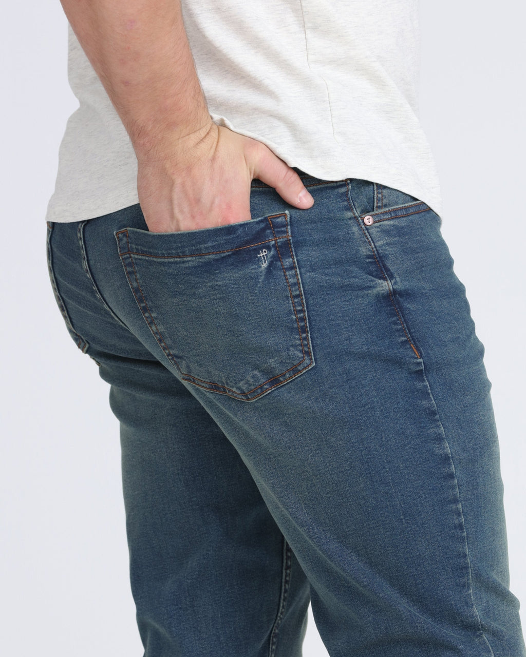 Bootcut Fit / Cowboy (Tinted)