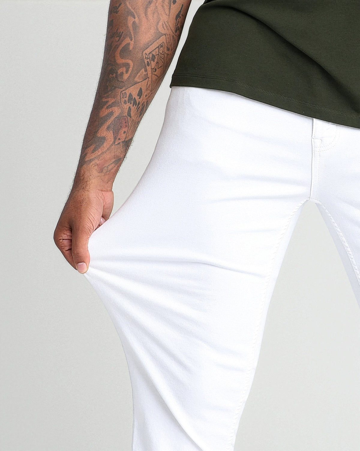 Athletic Fit / Blanco (White)