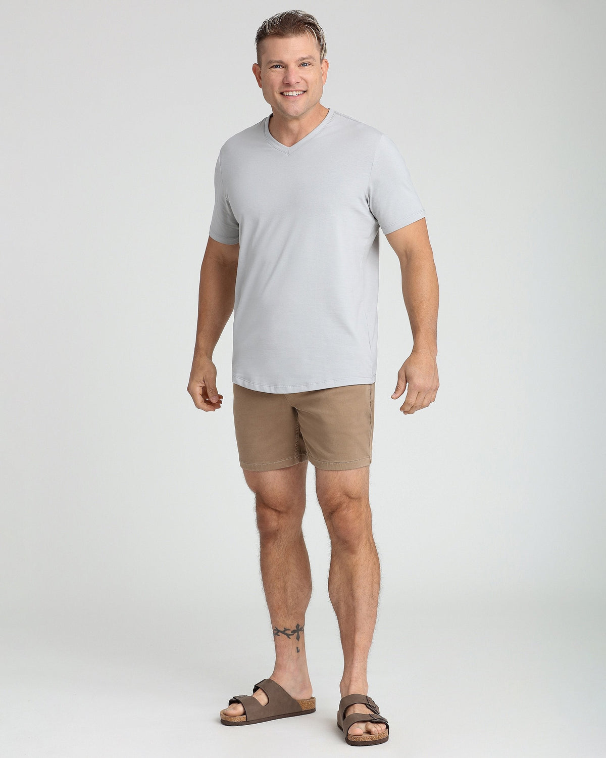 Organic V-Neck T-Shirt (Slim Fit) / Light Grey
