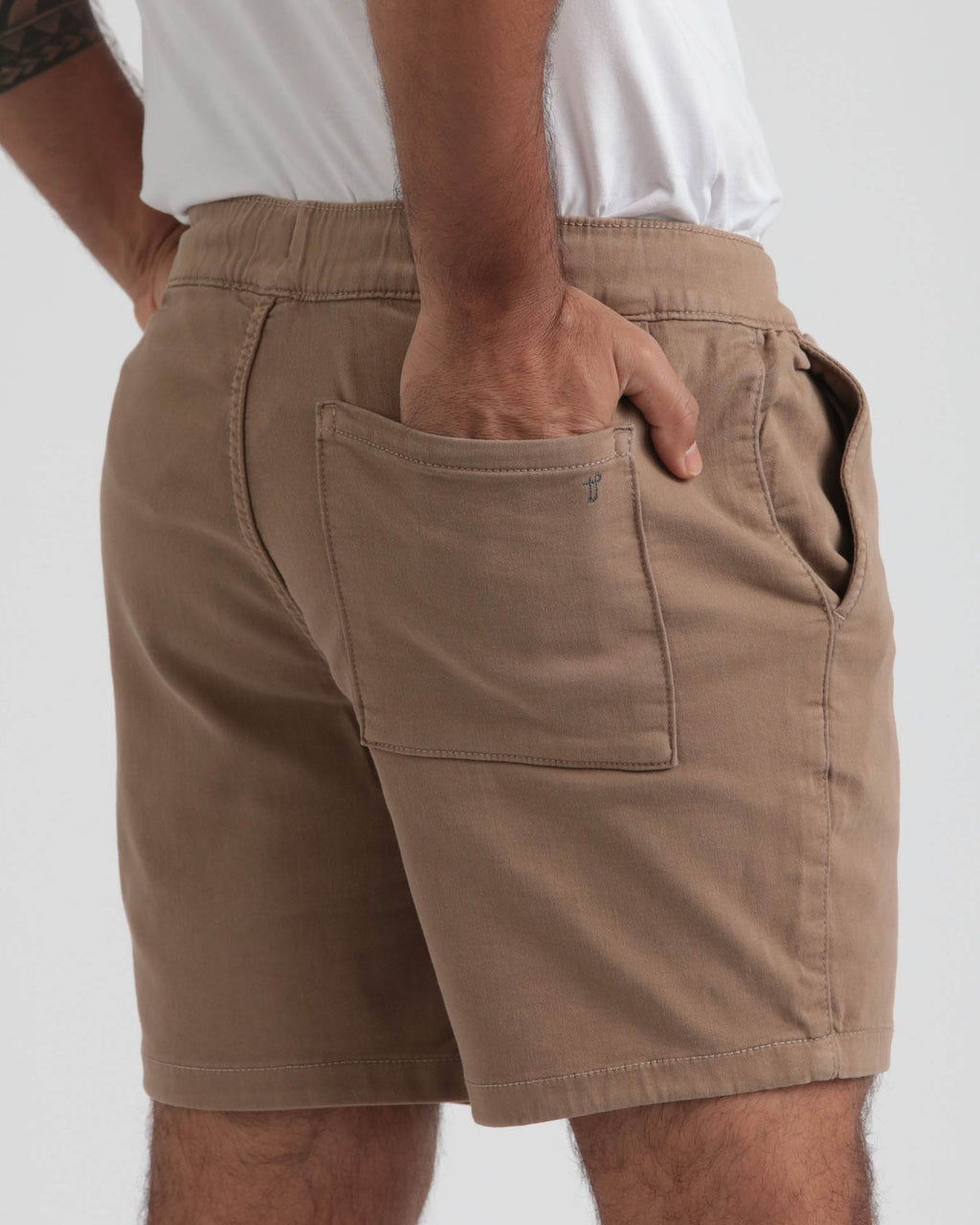Everyday Comfort Shorts (Slim Fit) / Dark Khaki