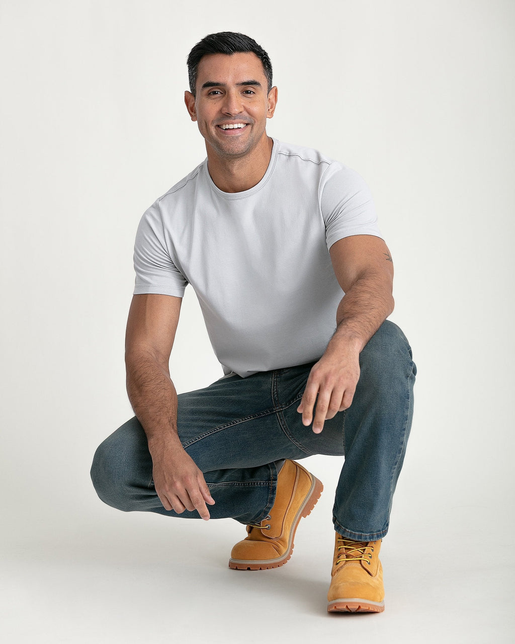 Organic Crew Neck T-Shirt (Slim Fit) / Light Grey