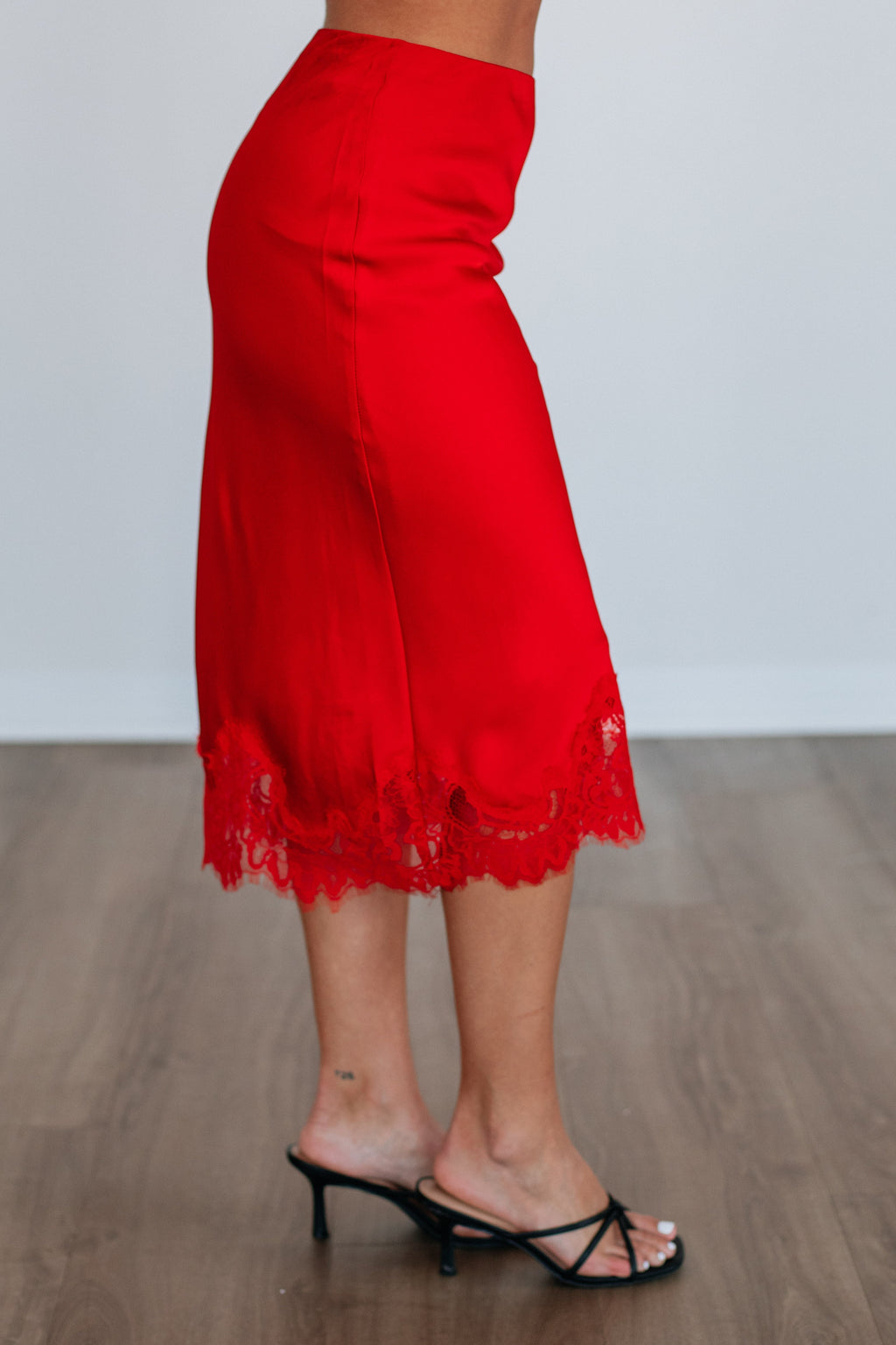 Alesa Satin Skirt